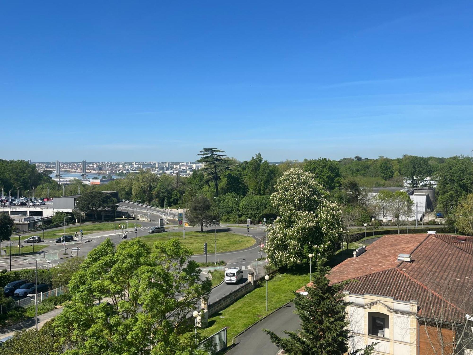 Le Panorama - Chaleureux Et Cosy - Proche Bordeaux Daire Lormont Dış mekan fotoğraf